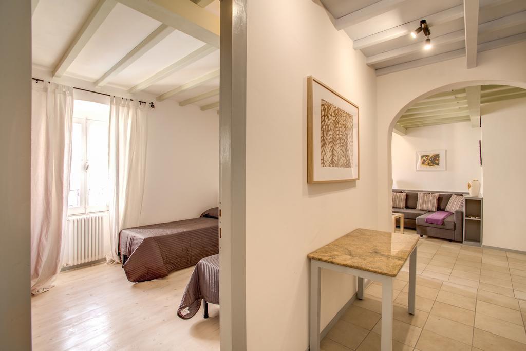 Three Bedroom Apartment Campo Dei Fiori 로마 외부 사진