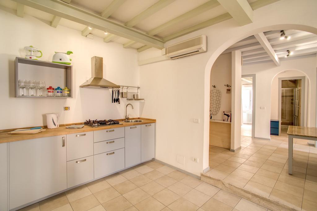 Three Bedroom Apartment Campo Dei Fiori 로마 외부 사진